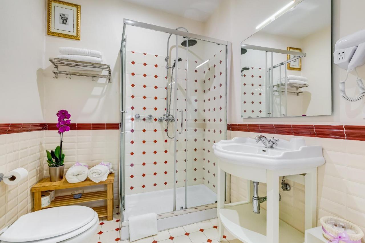 Campo Dei Fiori Royal Orchid Apartment Рим Экстерьер фото