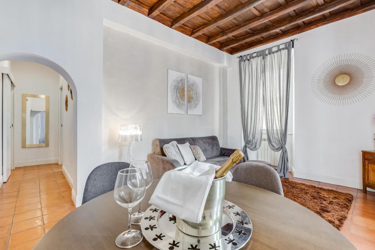 Campo Dei Fiori Royal Orchid Apartment Рим Экстерьер фото