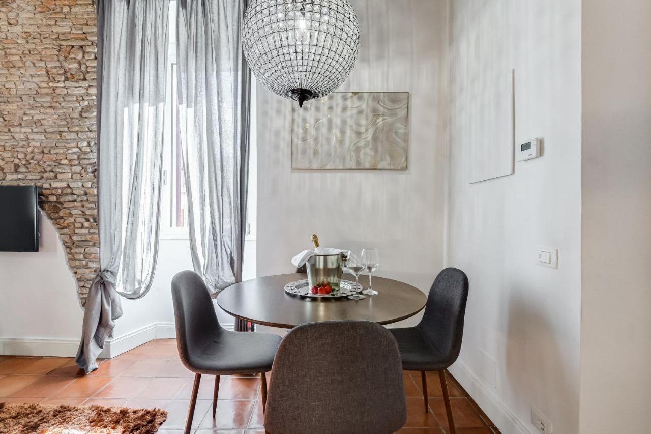 Campo Dei Fiori Royal Orchid Apartment Рим Экстерьер фото
