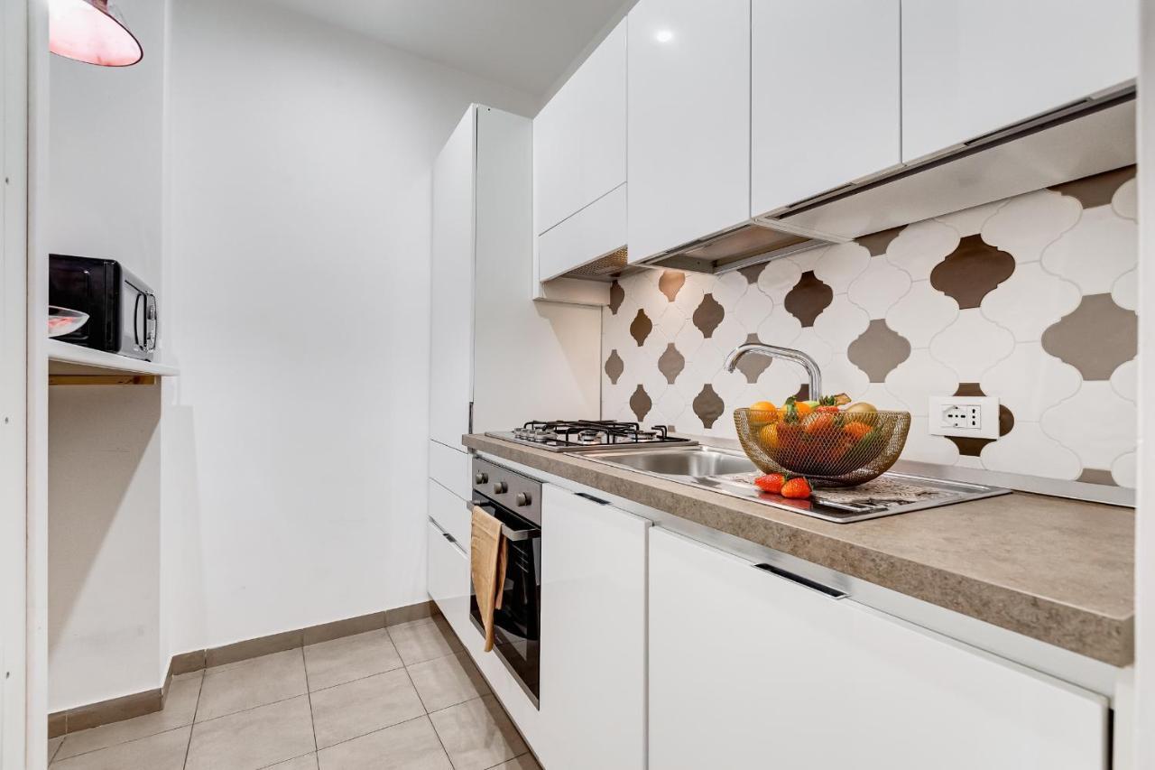 Campo Dei Fiori Royal Orchid Apartment Рим Экстерьер фото