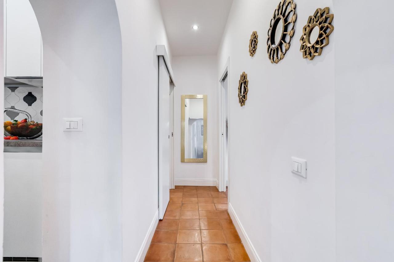 Campo Dei Fiori Royal Orchid Apartment Рим Экстерьер фото